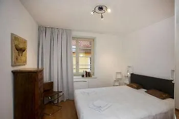 آبارت غراند روو